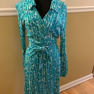 Diane Von Furstenberg Blue and White Sheath Dress with Notched Collar